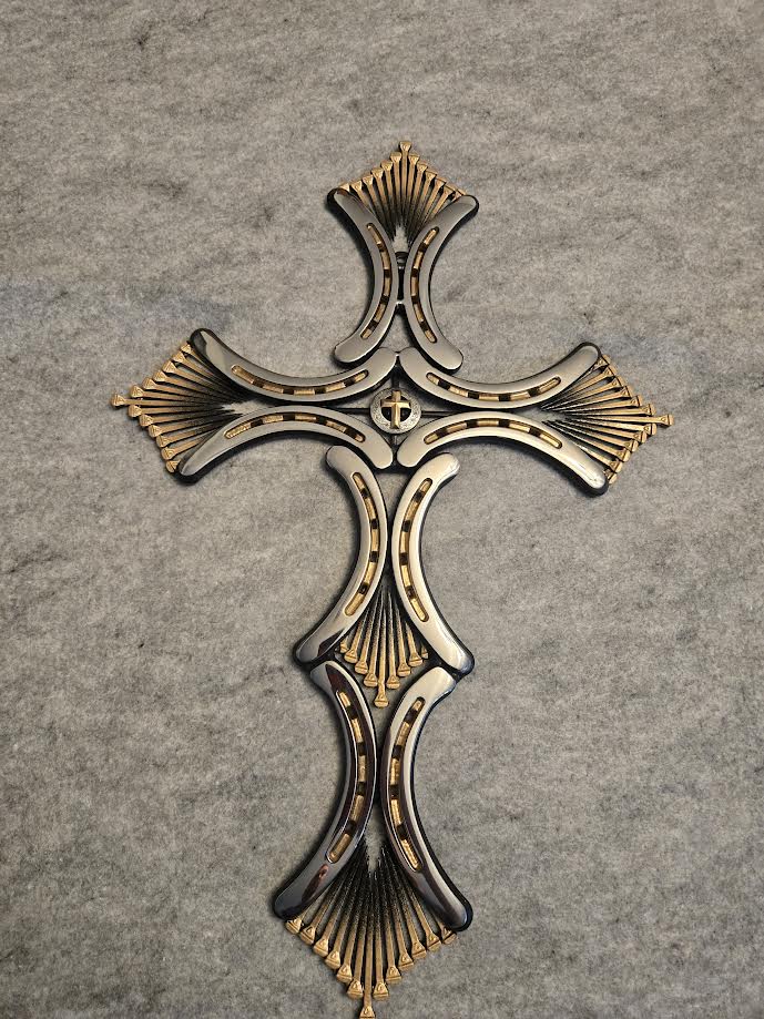 005Star gold and black