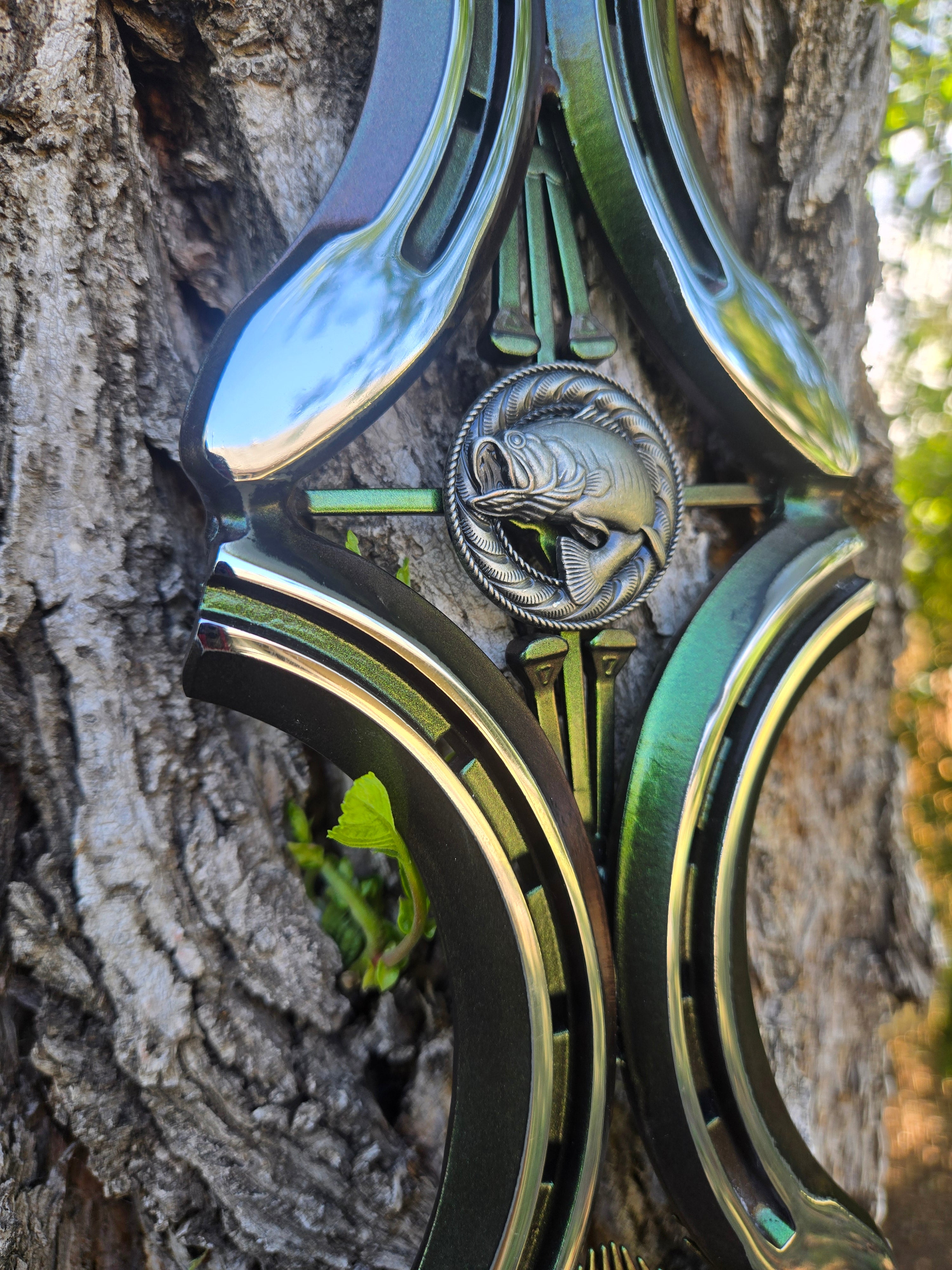 Eventer Horseshoe Fishing Cross — Spirit of the Fisherman (19" × 12")