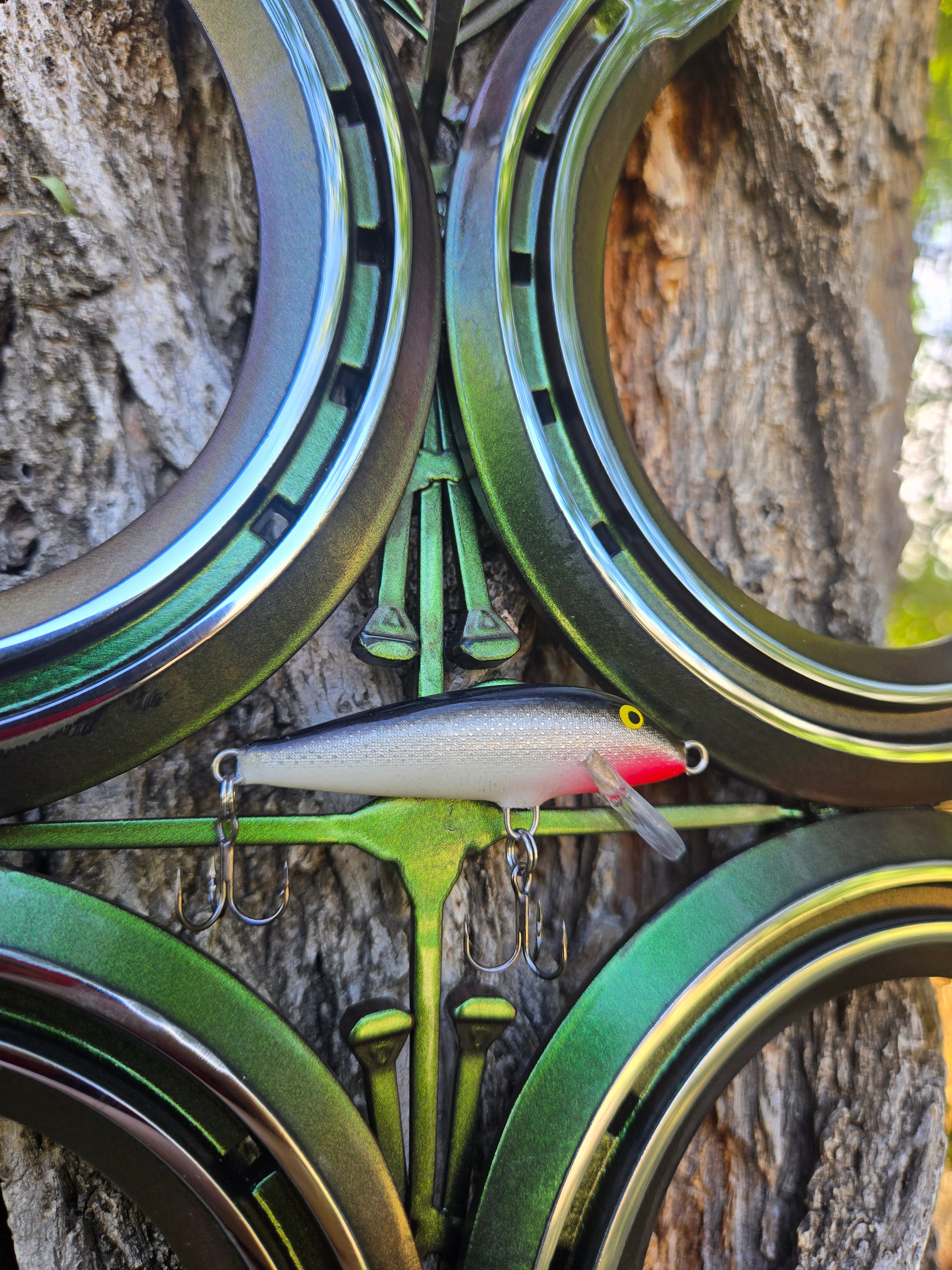 Eventer Horseshoe Fishing Cross — Spirit of the Fisherman (19" × 12")