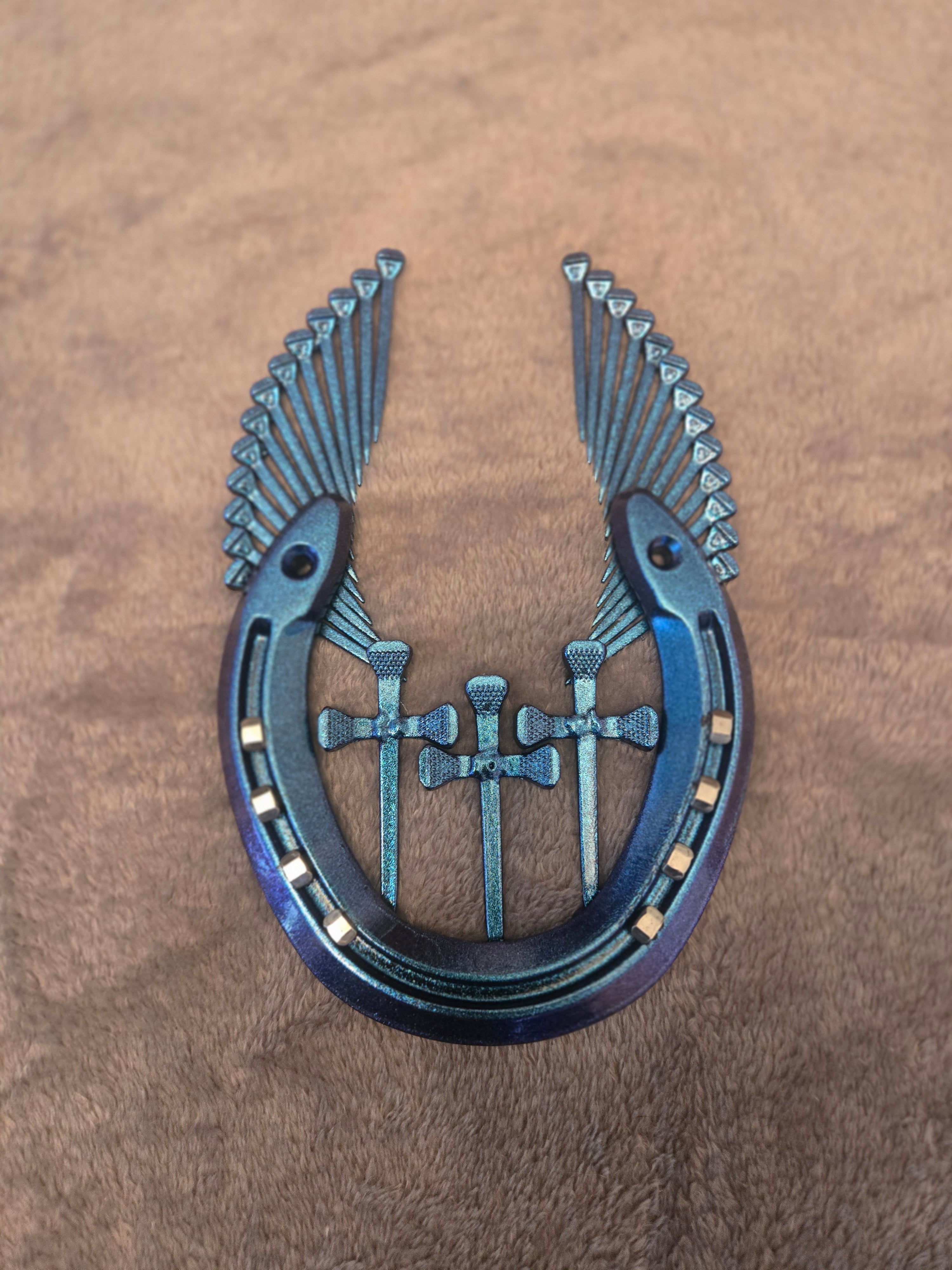 Design your own Winged Wall Hang