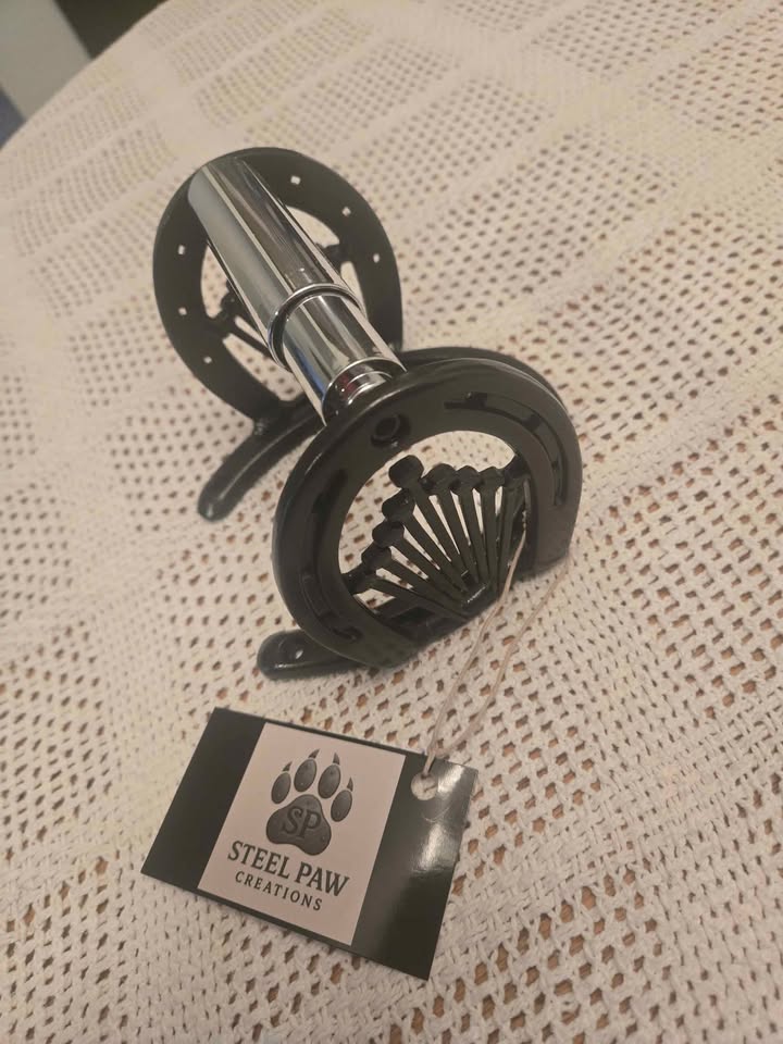 western Toilet paper holder